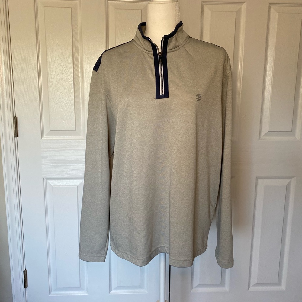 IZOD Golf Long-Sleeved Grey Shirt Sz. Large